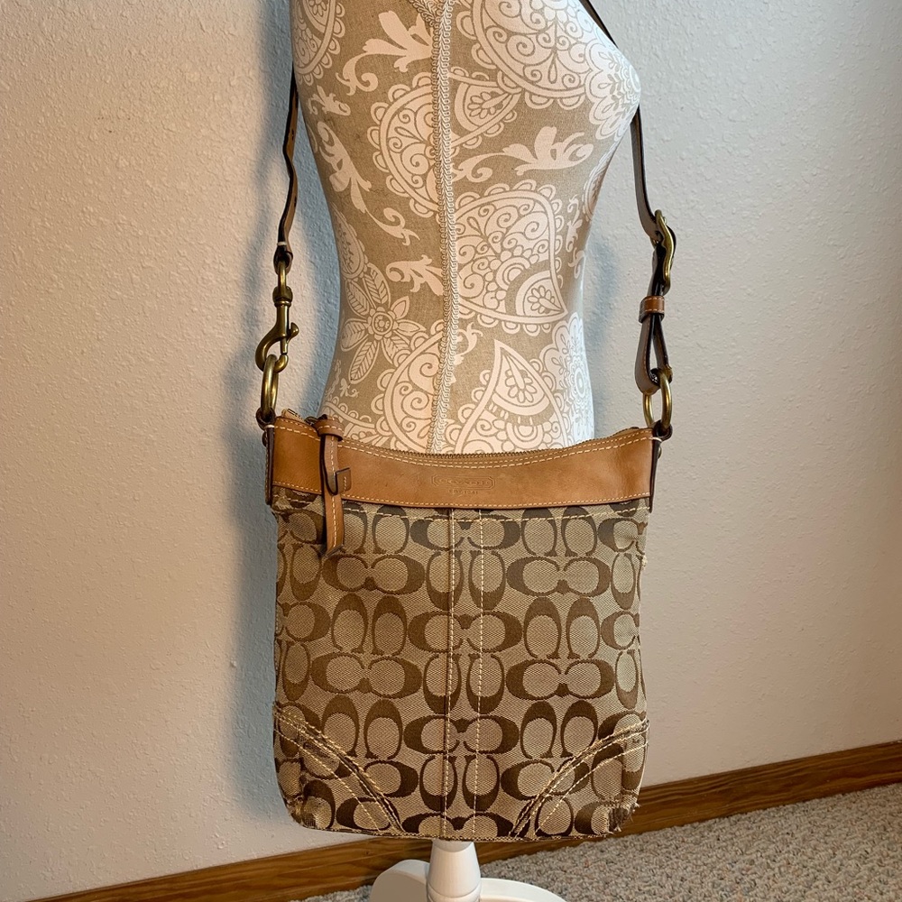 COACH 10402 Signature Jacquard Crossbody Bag